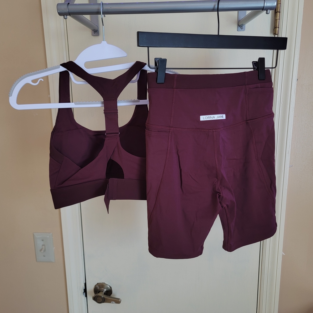 Lorna Jane Burgundy Activewear Set
